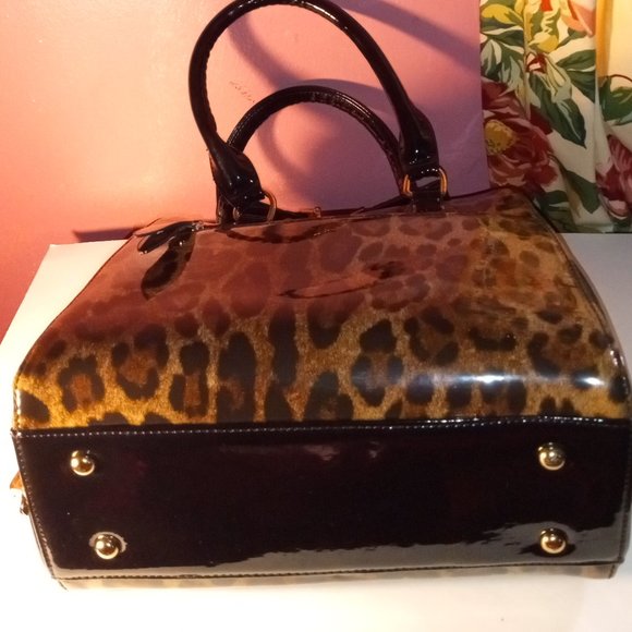 LEOPARD PRINT PATENT LEATHER SATCHEL HANDBAG WITH ATTACHABLE SHOULDER STRAP - Picture 13 of 13
